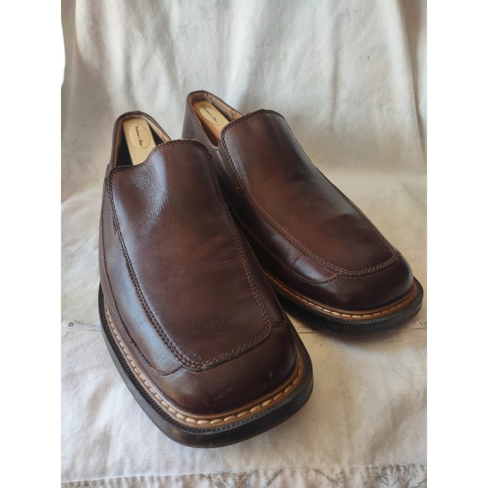 Skechers Brown men's slip on dress shoe